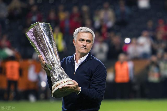 荷甲赛后走向成谜；比利亚雷亚尔伤情更新；气氛紧张；细节决定成败(金铲铲之战s12)-官方游戏